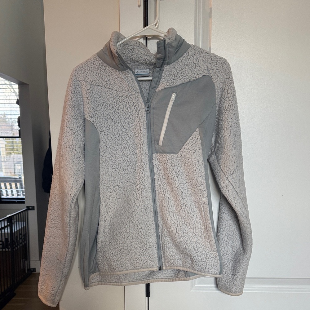 Columbia Light Gray Sherpa Jacket